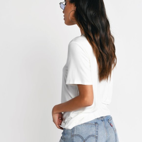 TOBI Callie White Choker Tee - Picture 3 of 3